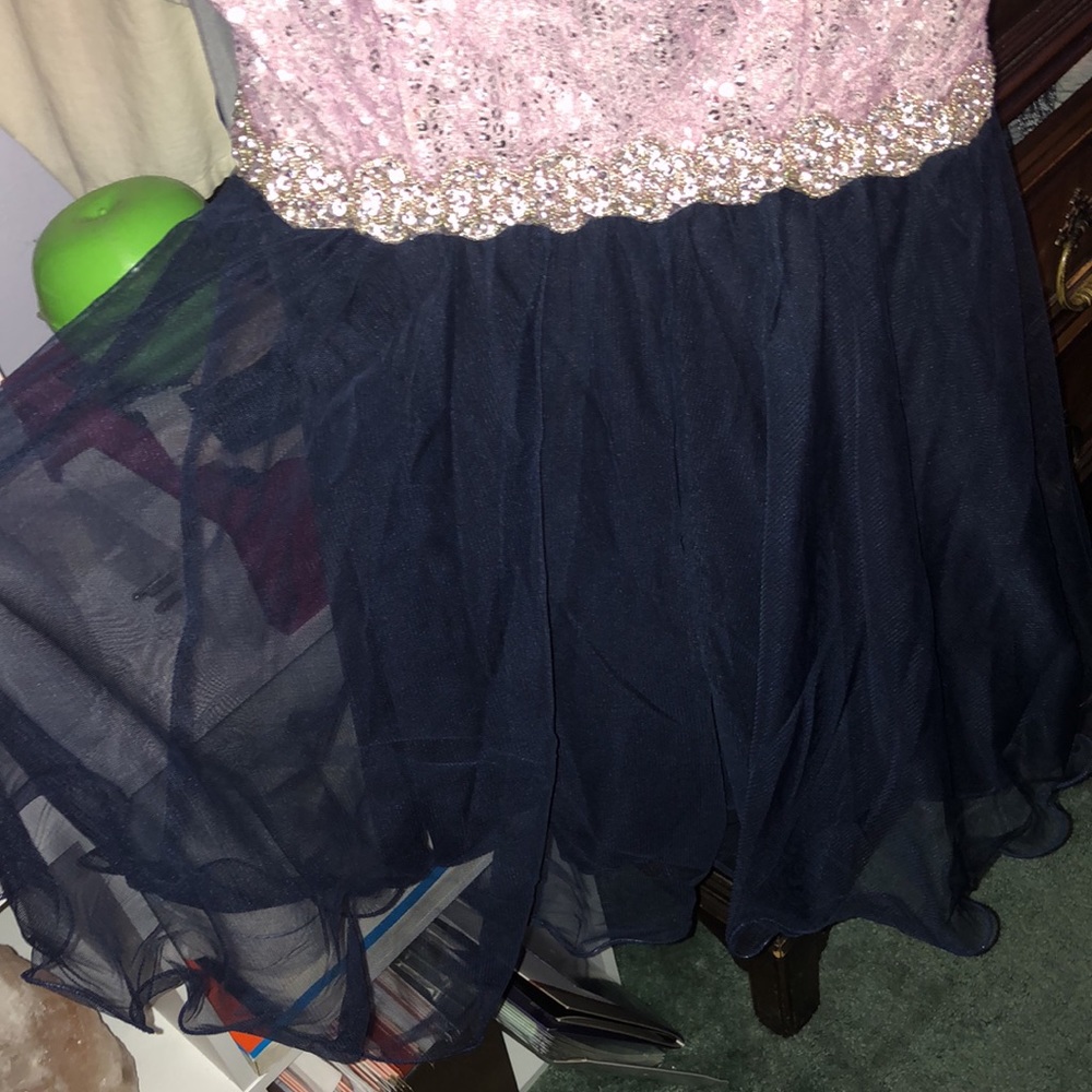 Deb Dress - Picture 3 of 9